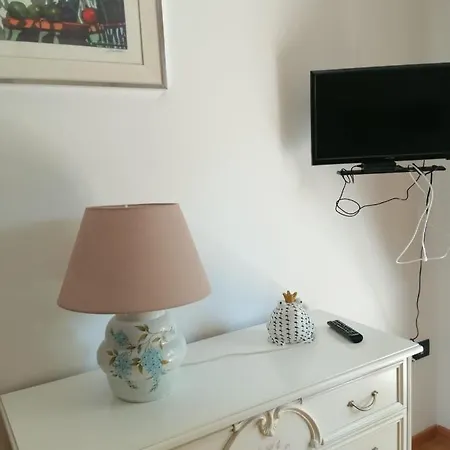 Apartment Bilocale Nicol 4 Posti Ovest